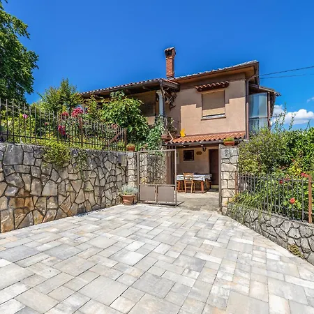 Appartamento 1 Bedroom Stunning In