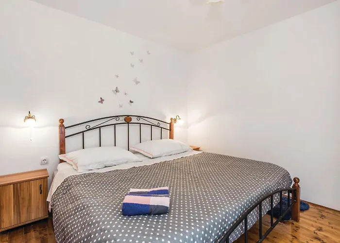 公寓 1 Bedroom Stunning In *